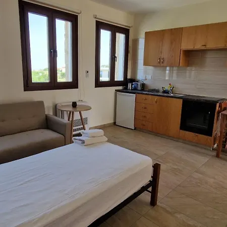 Daniel's Apartament Pafos
