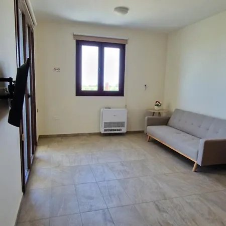 Daniel's Apartment Paphos