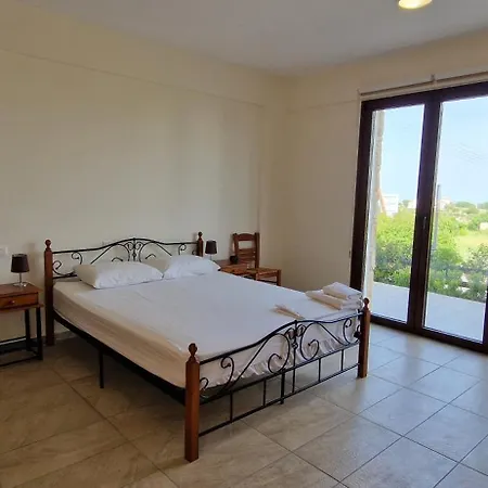Daniel's Pafos