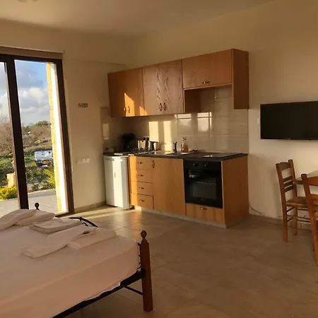 Daniel'S Apartments