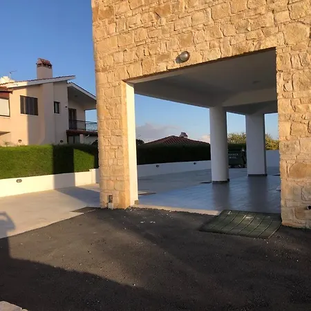 Апартаменти Daniel'S Apartments *