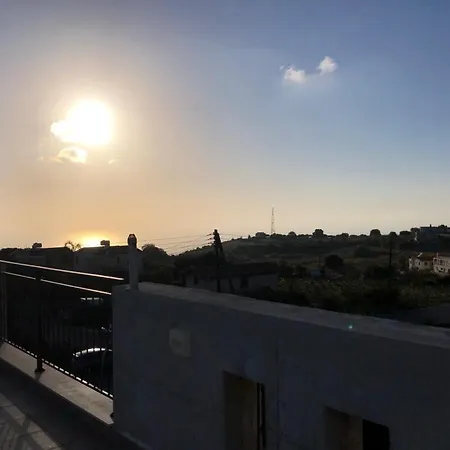 Daniel'S Apartments *